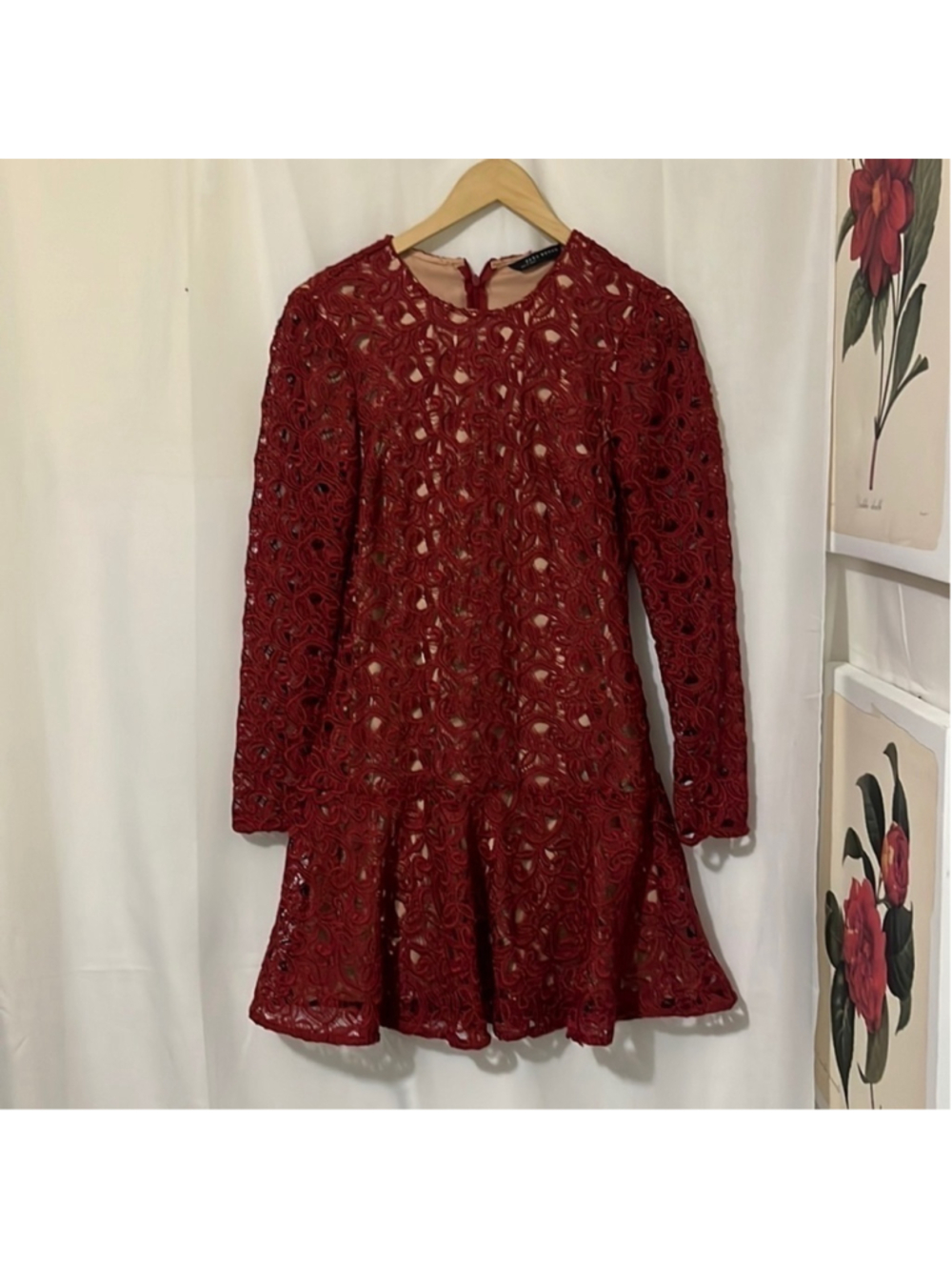 Zara Lace Red Nude Lined Long Sleeve Dress a166